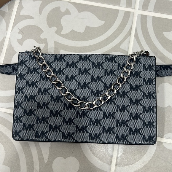 NWOT michael kors belt bag - Picture 2 of 6